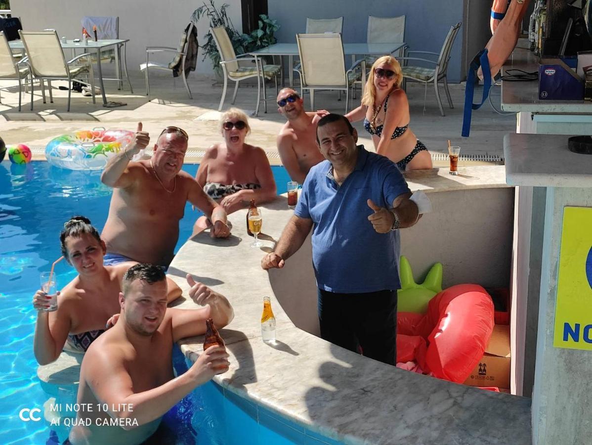 Happy Apart Hotel Kusadası Exteriör bild