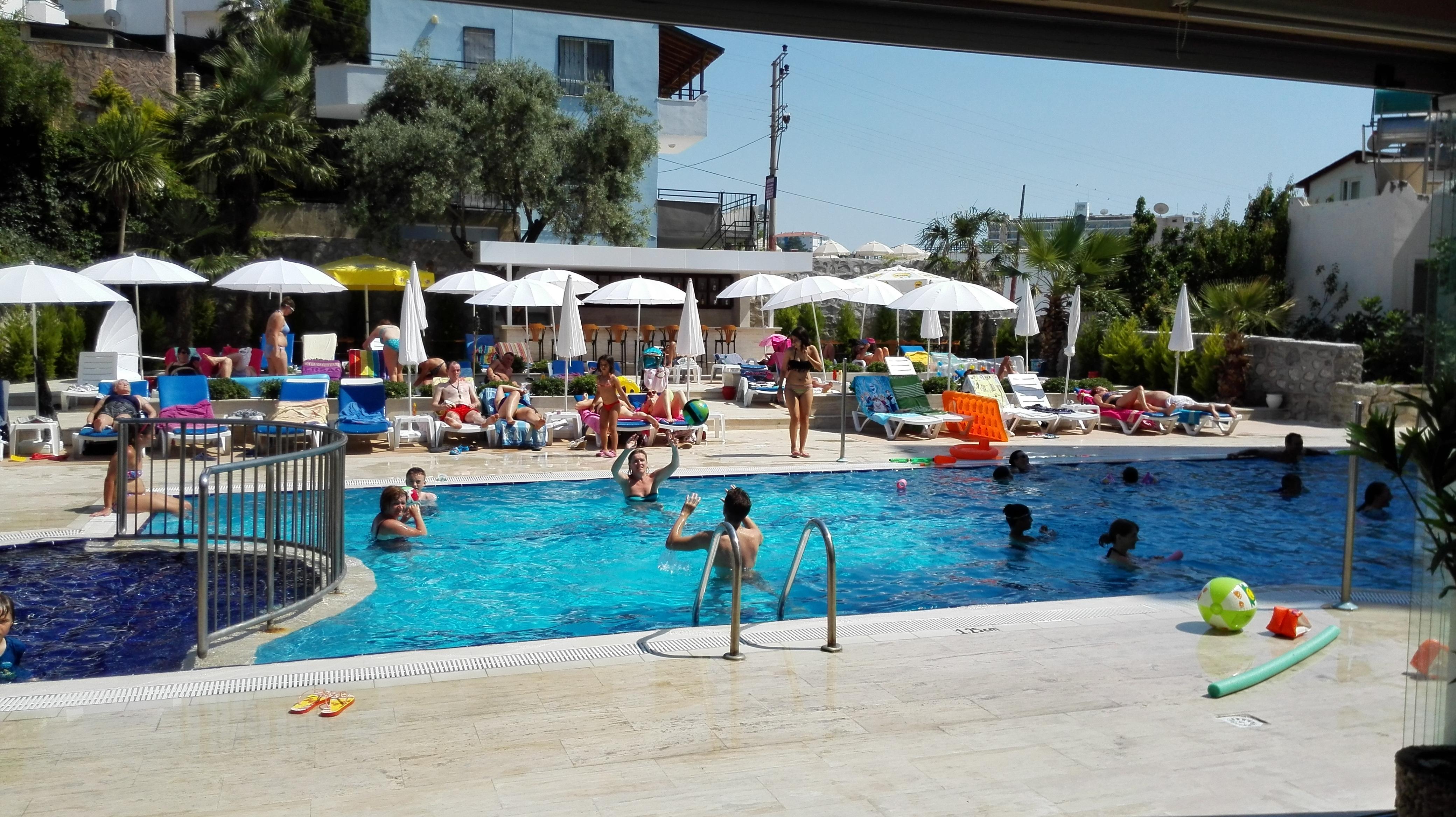Happy Apart Hotel Kusadası Exteriör bild