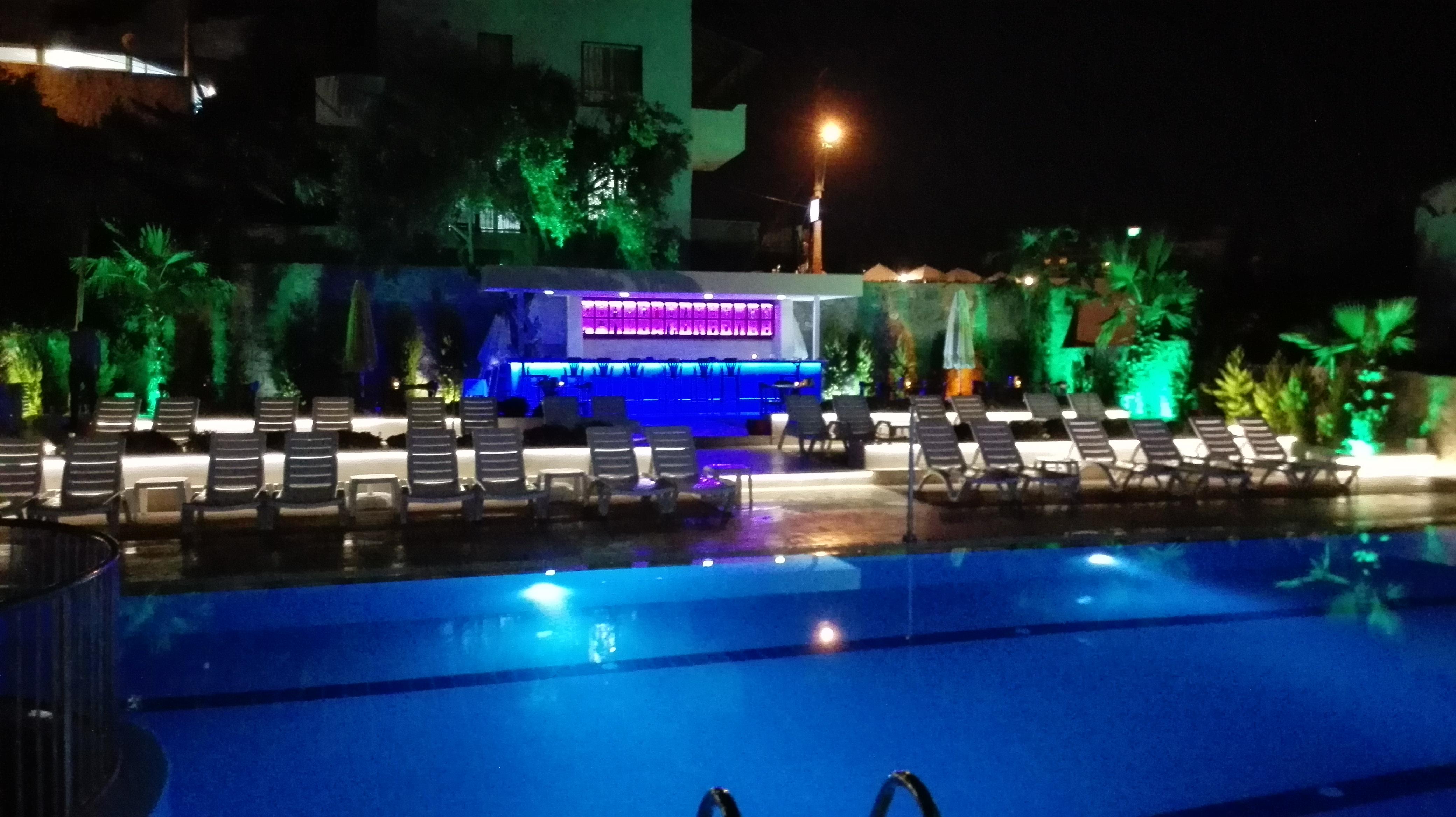 Happy Apart Hotel Kusadası Exteriör bild