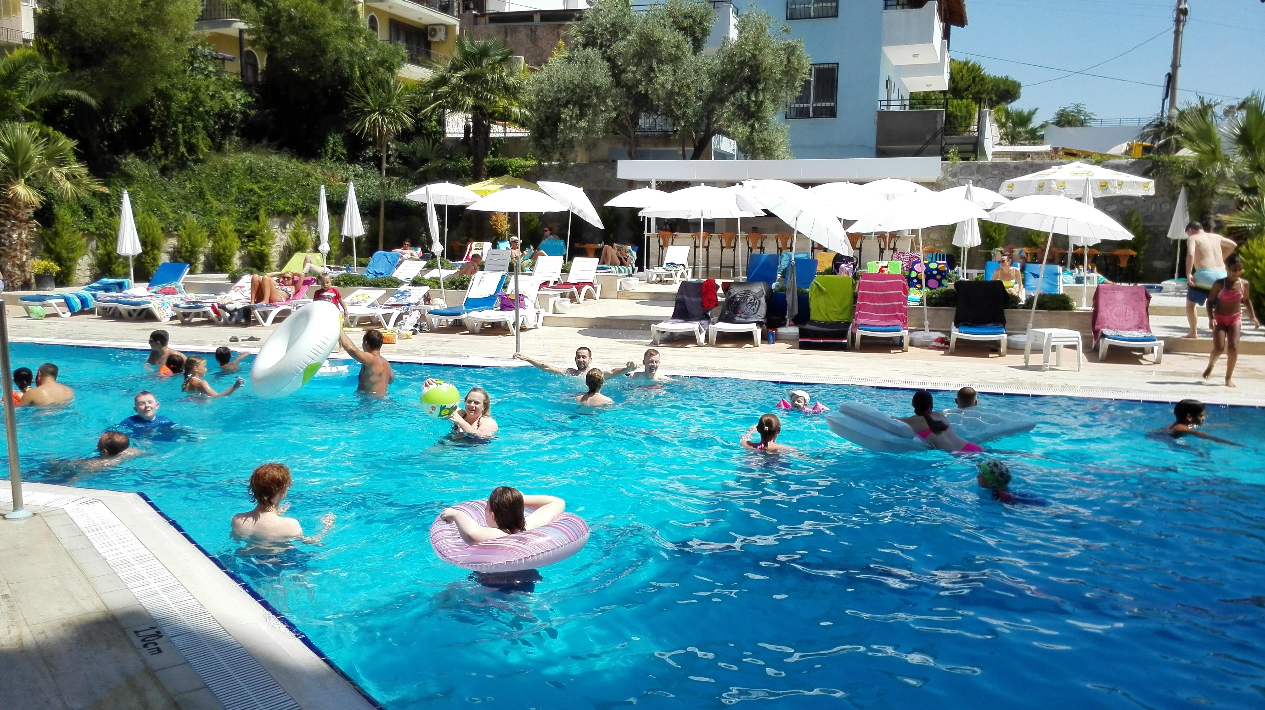 Happy Apart Hotel Kusadası Exteriör bild