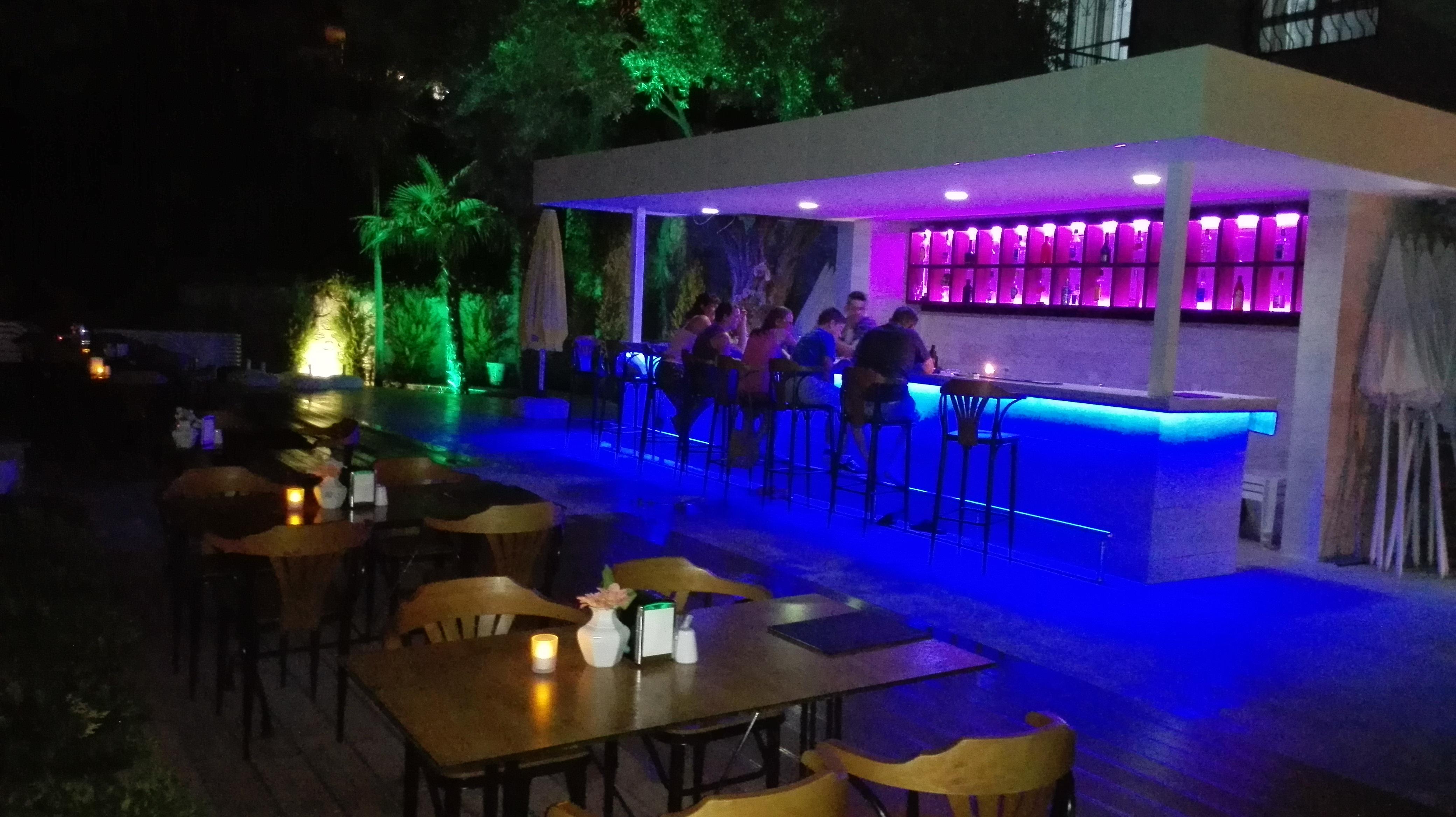 Happy Apart Hotel Kusadası Exteriör bild