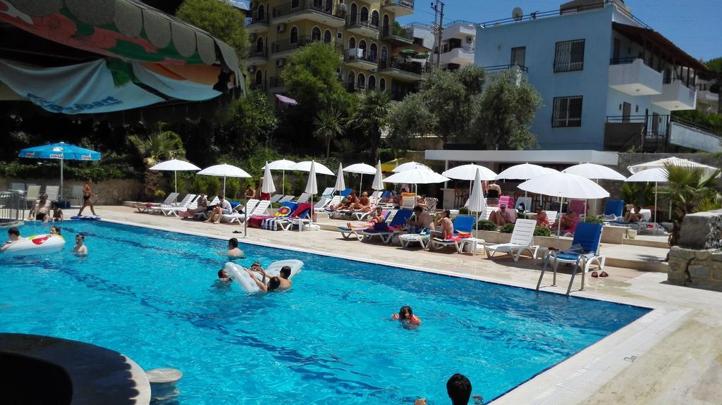 Happy Apart Hotel Kusadası Exteriör bild